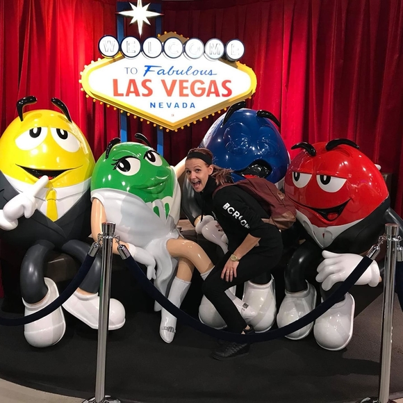 Meet your Posher, Jessica - Picture 1 of 1